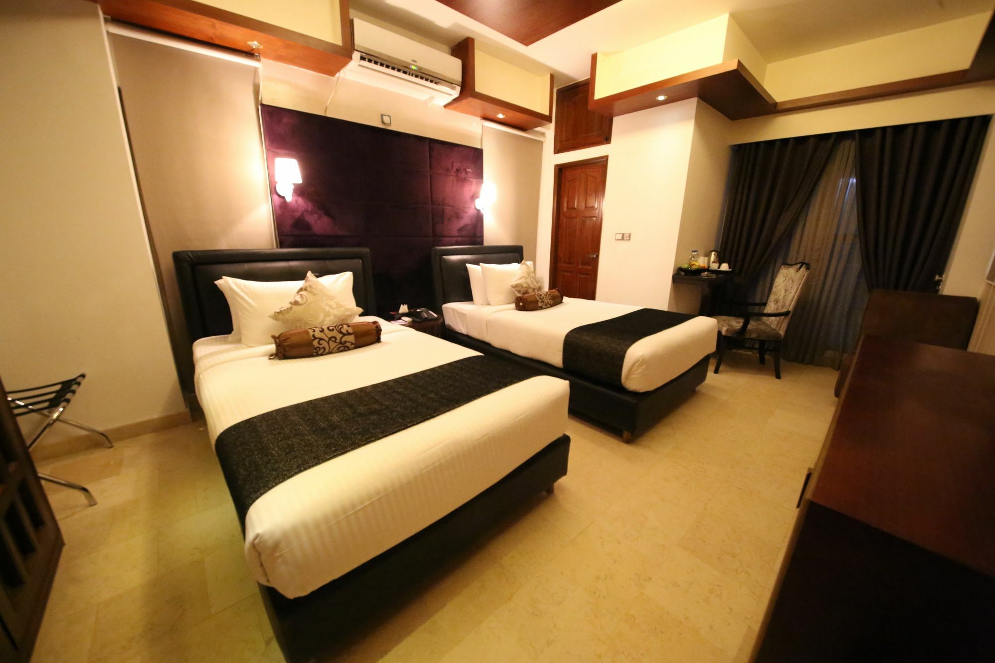 Monsoon Inn Dhaka Zewnętrze zdjęcie